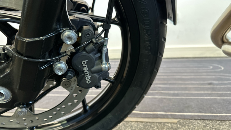 BMW F800 GS (24MY)